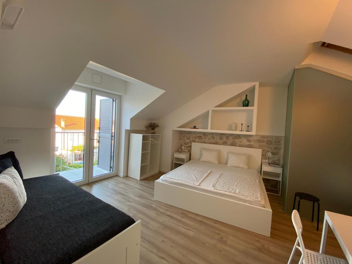 Ferienwohnung Sobe “Zavjetrina” Murter Exterior foto